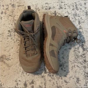Keen Terradora hiking boots